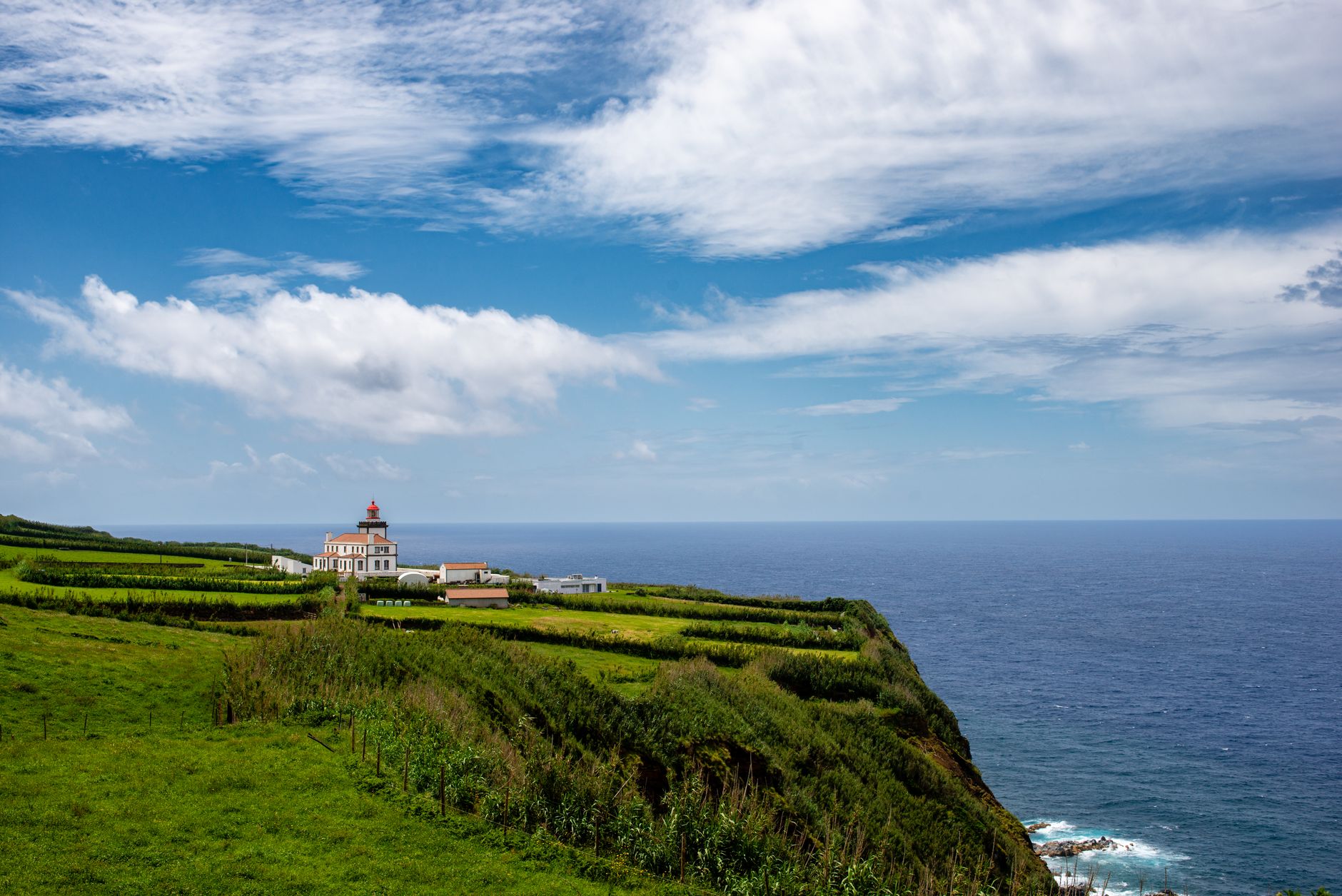Pâturages verdoyants de l'intérieur de São Miguel